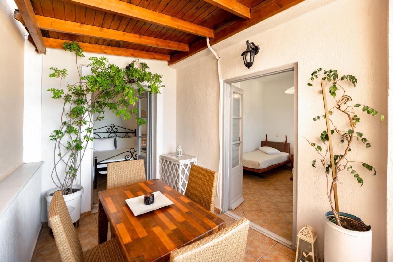 Villa By Hotel Thira Fira  Eksteriør billede