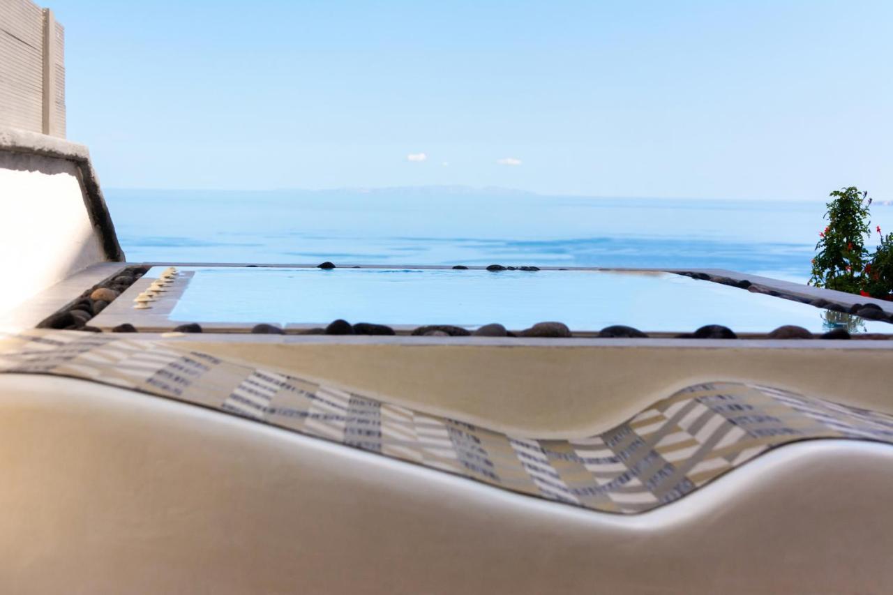 Villa By Hotel Thira Fira  Eksteriør billede
