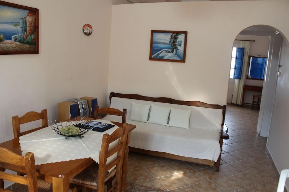 Villa By Hotel Thira Fira  Eksteriør billede