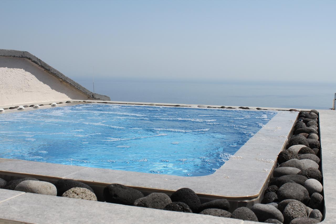 Villa By Hotel Thira Fira  Eksteriør billede